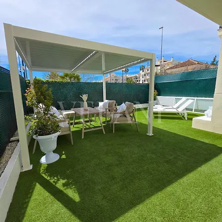 Vela One - Luxury 2 Bedroom - Terrace - Pool - Walk To Puerto Banus & 아파트 *