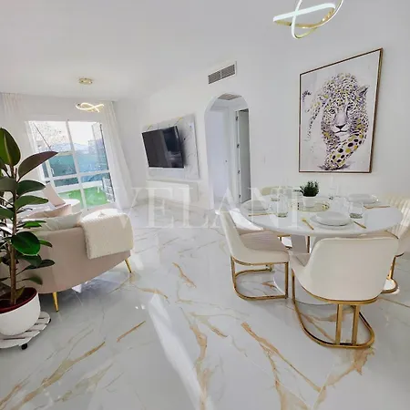 Vela One - Luxury 2 Bedroom - Terrace - Pool - Walk To Puerto Banus & 아파트