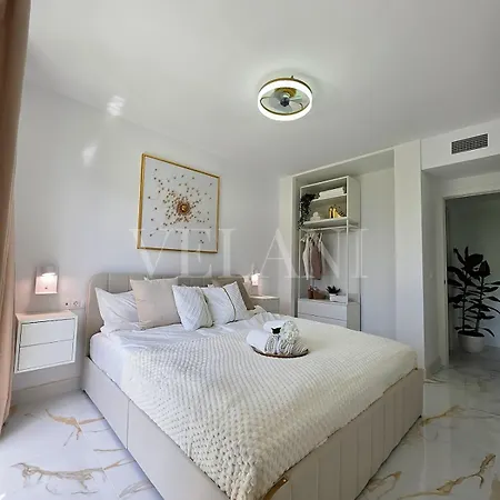 아파트 Vela One - Luxury 2 Bedroom - Terrace - Pool - Walk To Puerto Banus & *