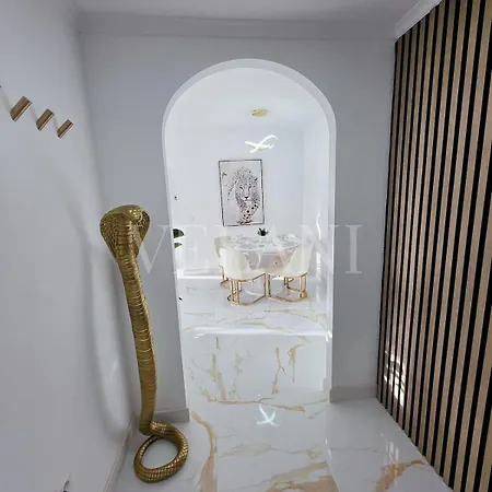 Vela One - Luxury 2 Bedroom - Terrace - Pool - Walk To Puerto Banus & 마르베야