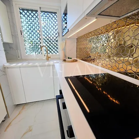 아파트 Vela One - Luxury 2 Bedroom - Terrace - Pool - Walk To Puerto Banus & *
