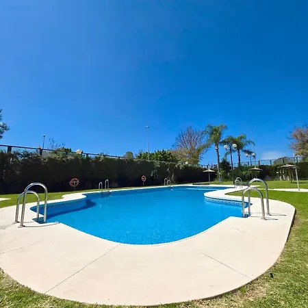 Vela One - Luxury 2 Bedroom - Terrace - Pool - Walk To Puerto Banus &